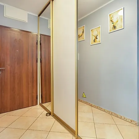 Comfortable Wojskowa By Renters *