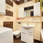 Comfortable Wojskowa By Renters Apartamento