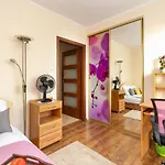 Comfortable Wojskowa By Renters Apartamento